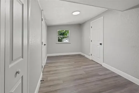 1606 E Osborne Avenue Tampa FL 33610