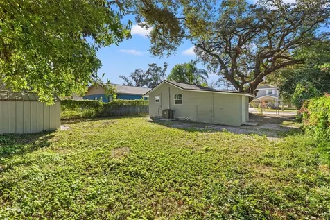 1606 E Osborne Avenue Tampa FL 33610