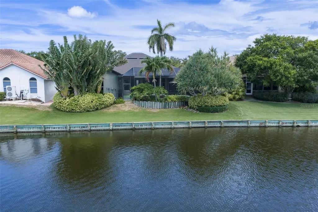 4834 Windmill Palm Terrace NE St Petersburg FL 33703