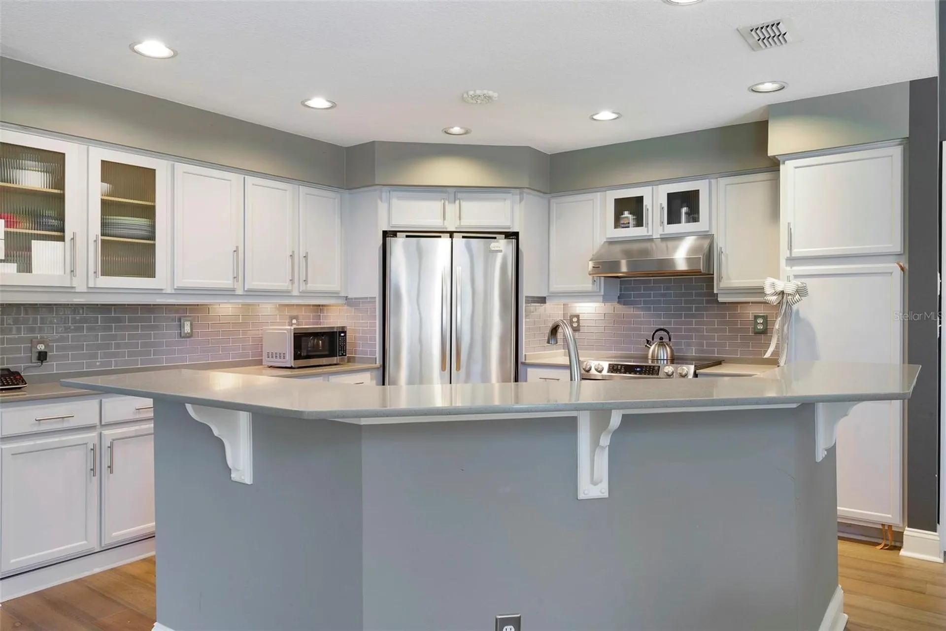 4834 Windmill Palm Terrace NE St Petersburg FL 33703