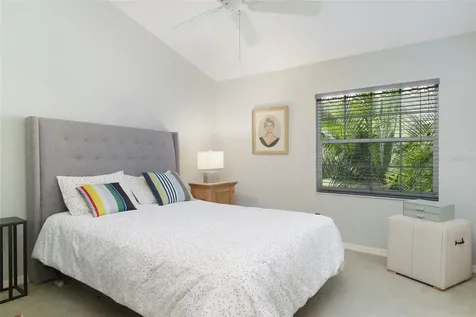 4834 Windmill Palm Terrace NE St Petersburg FL 33703