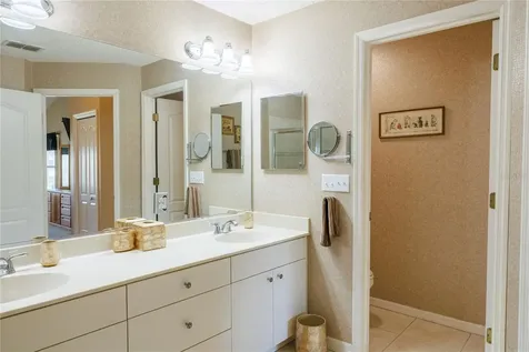 1124 Corinth Greens Drive Sun City Center FL 33573