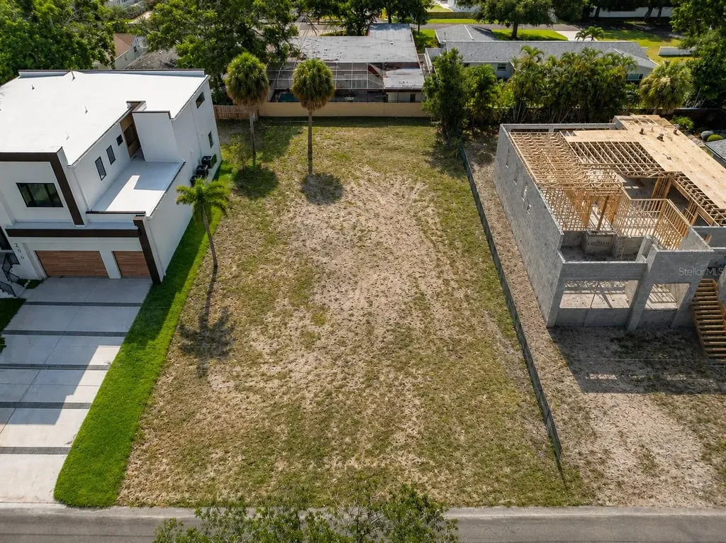 208 S Treasure Drive Tampa FL 33609