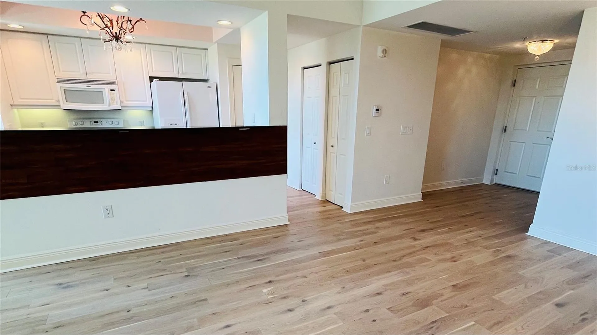 800 N Tamiami Trail Sarasota FL 34236