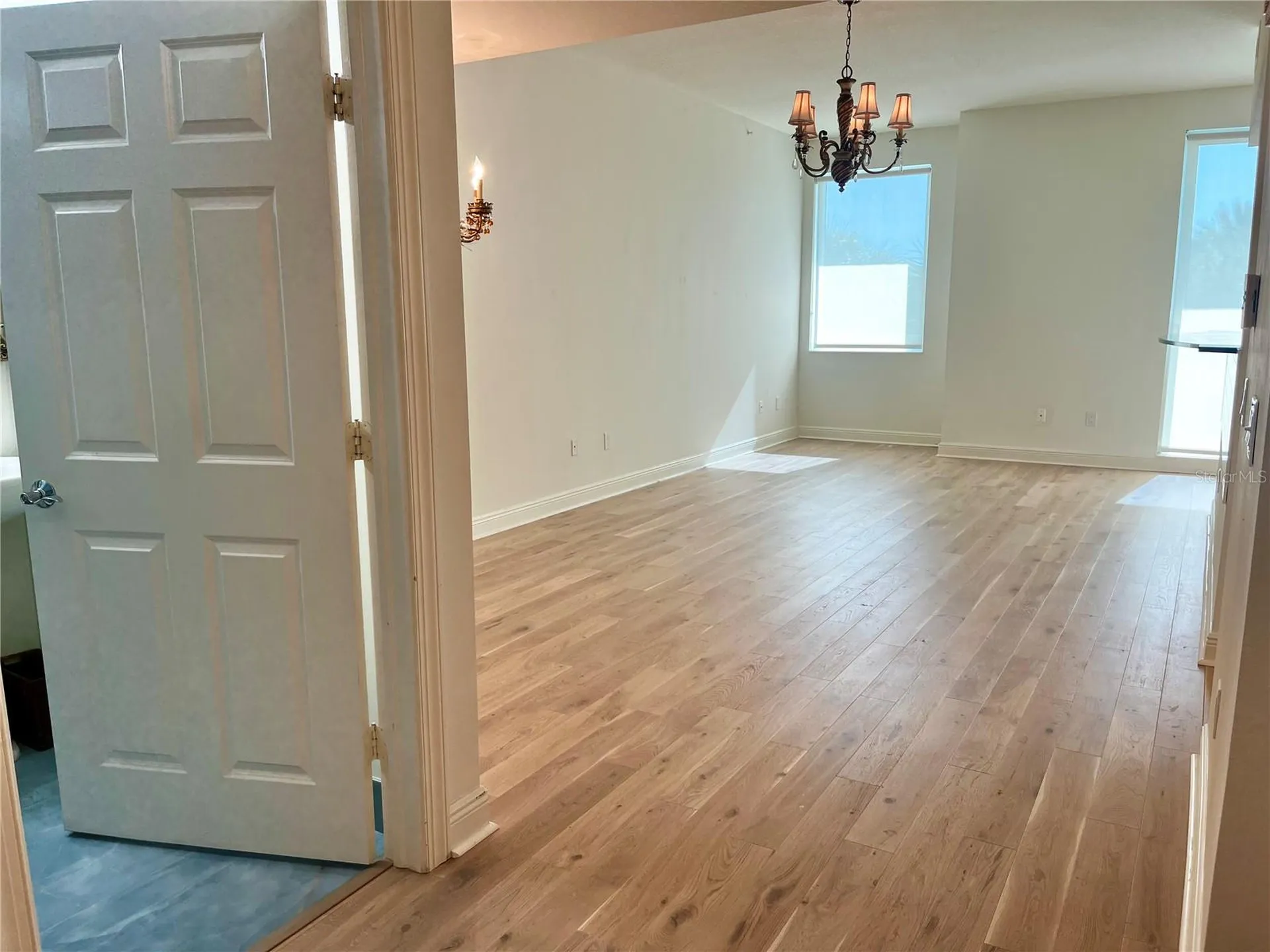 800 N Tamiami Trail Sarasota FL 34236