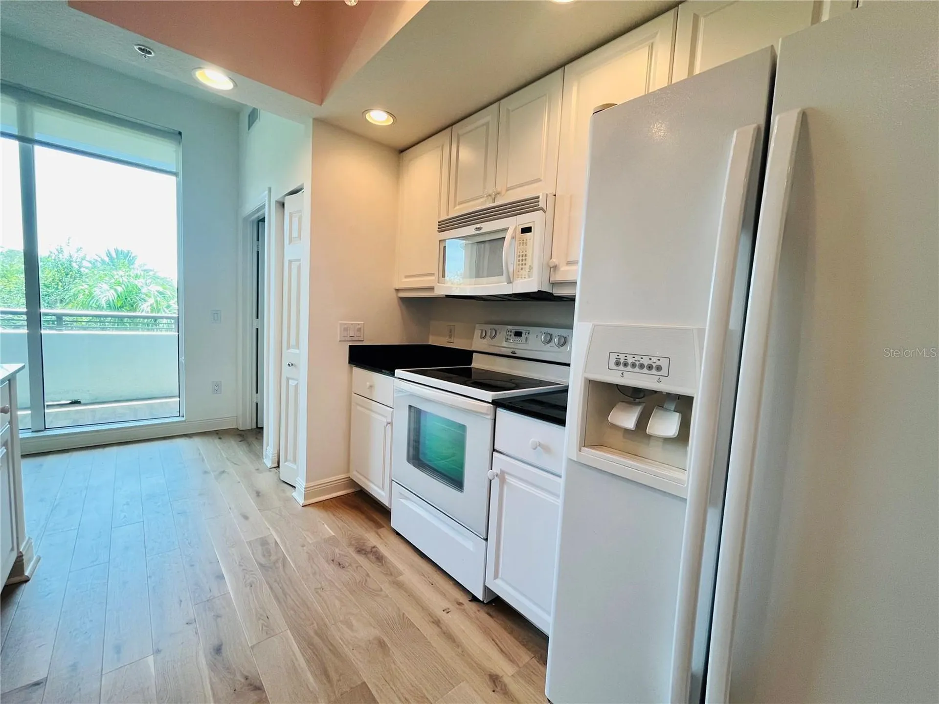 800 N Tamiami Trail Sarasota FL 34236