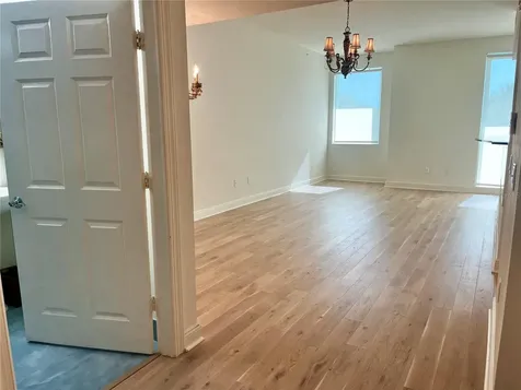 800 N Tamiami Trail Sarasota FL 34236