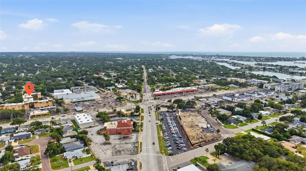 2525 W Bay Drive Belleair Bluffs FL 33770