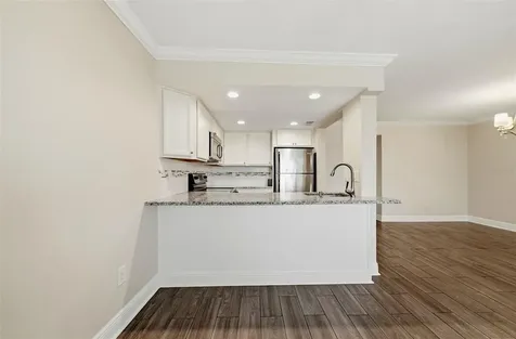2525 W Bay Drive Belleair Bluffs FL 33770