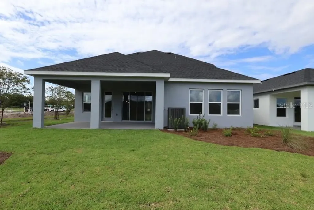 5681 Leaflet Trail Mount Dora FL 32757