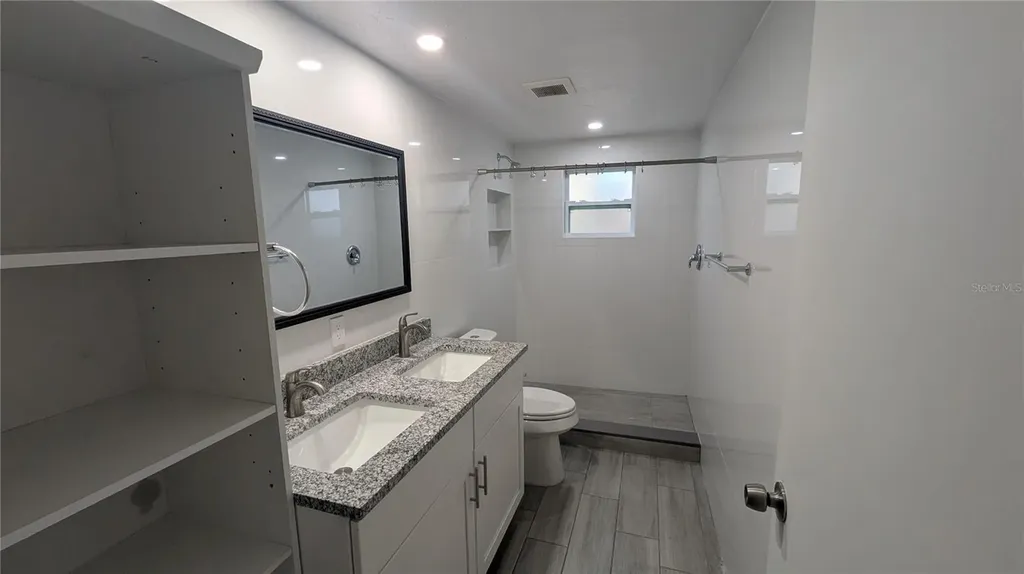5723 9th Street Circle E Bradenton FL 34203