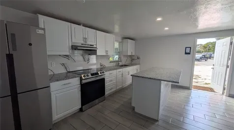 5723 9th Street Circle E Bradenton FL 34203