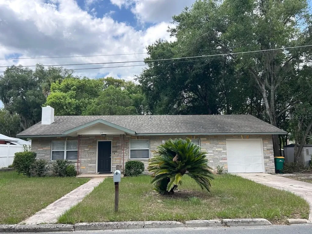 119 W 10th Avenue Mount Dora FL 32757