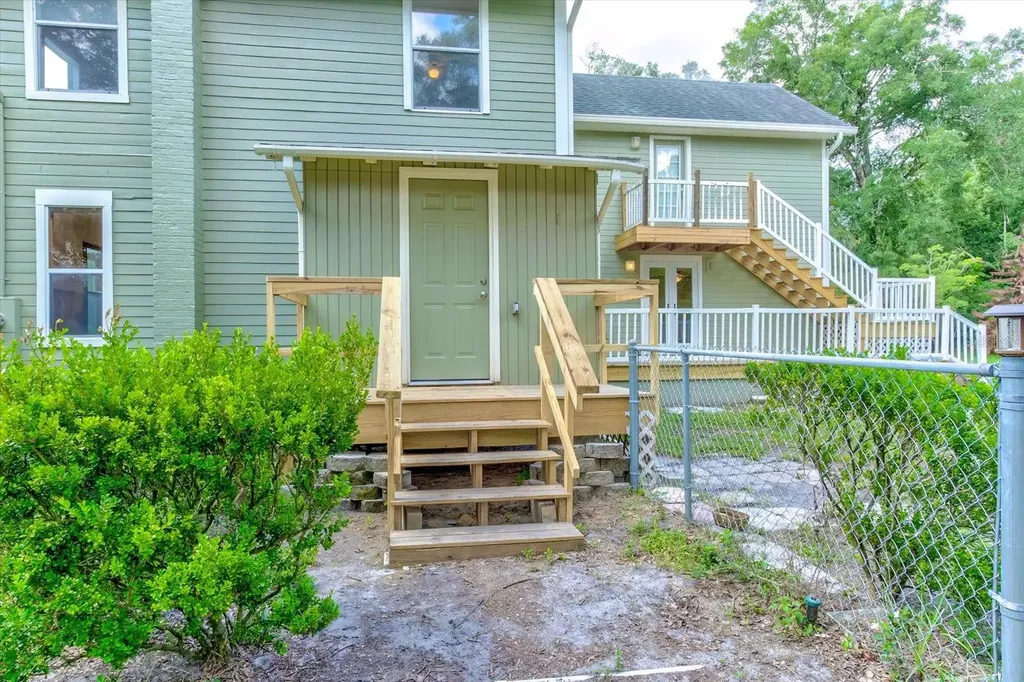 543 N Thorpe Avenue Orange City FL 32763