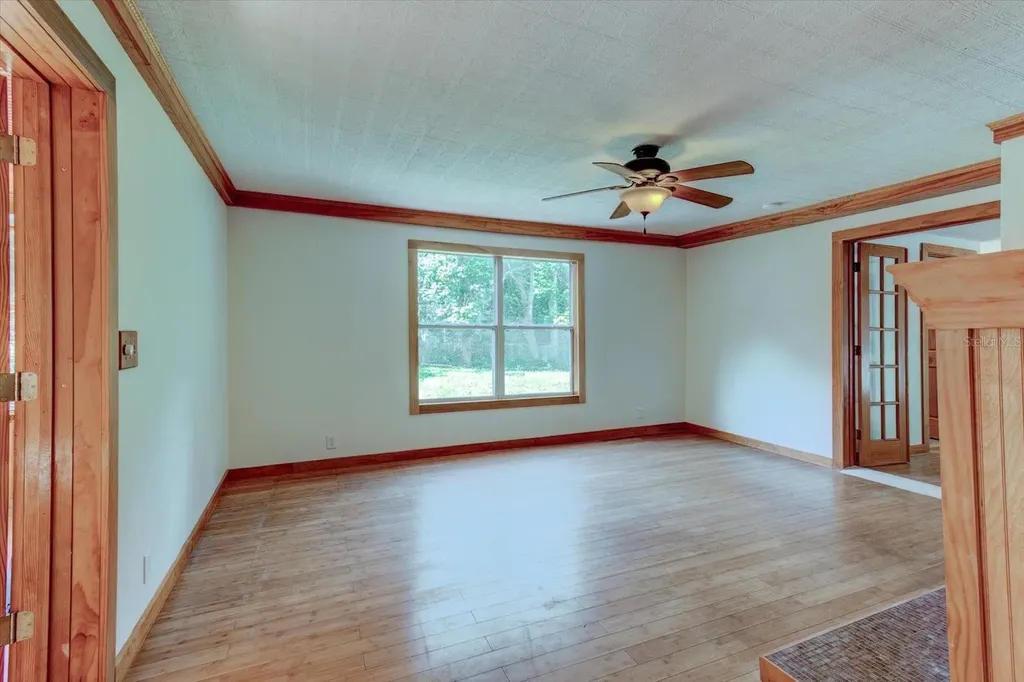 543 N Thorpe Avenue Orange City FL 32763