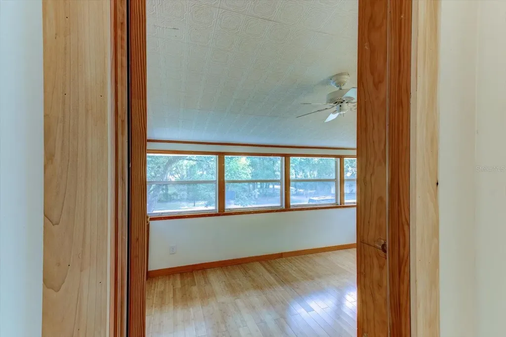 543 N Thorpe Avenue Orange City FL 32763