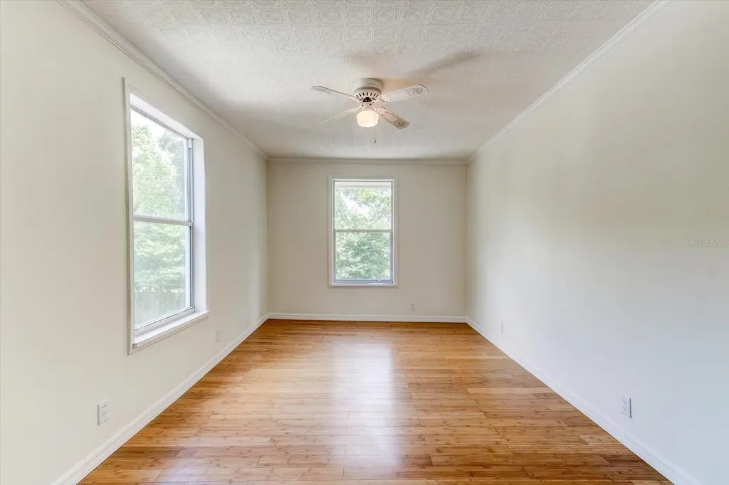 543 N Thorpe Avenue Orange City FL 32763