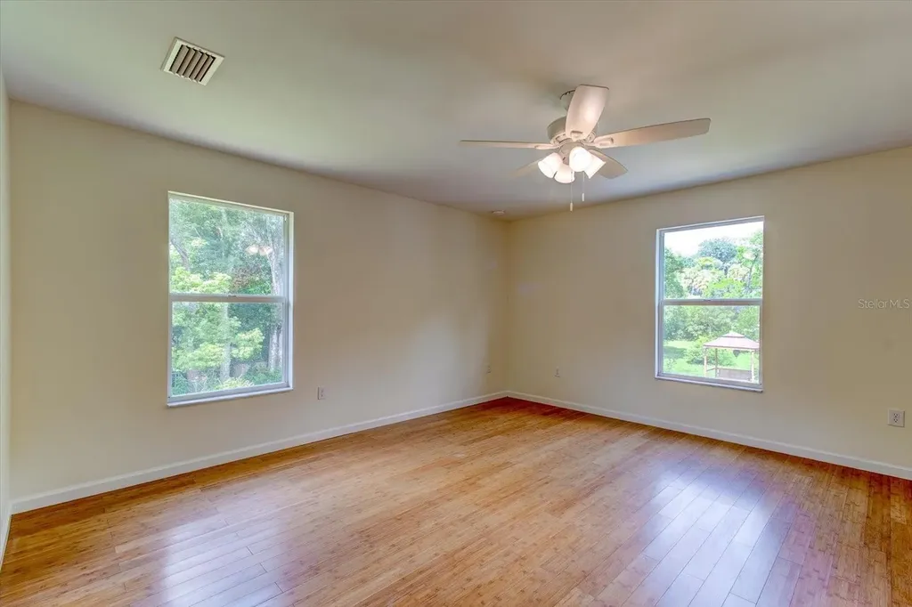 543 N Thorpe Avenue Orange City FL 32763