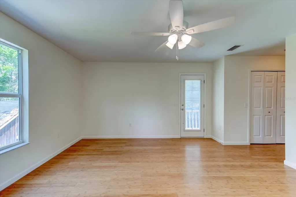 543 N Thorpe Avenue Orange City FL 32763