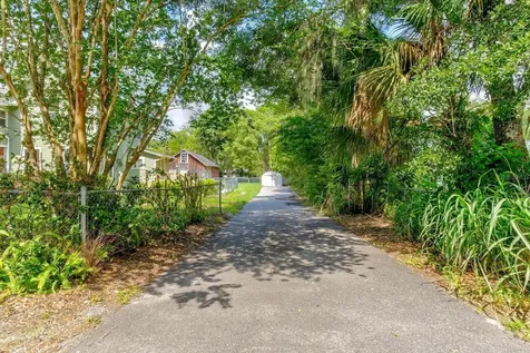 543 N Thorpe Avenue Orange City FL 32763
