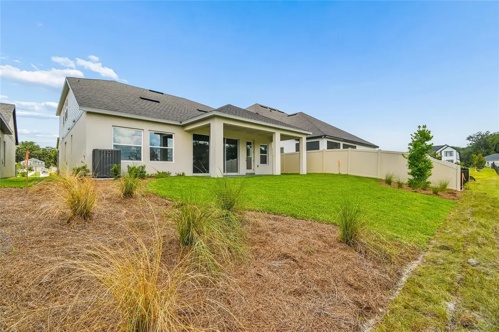 5735 Leaflet Trail Mount Dora FL 32757