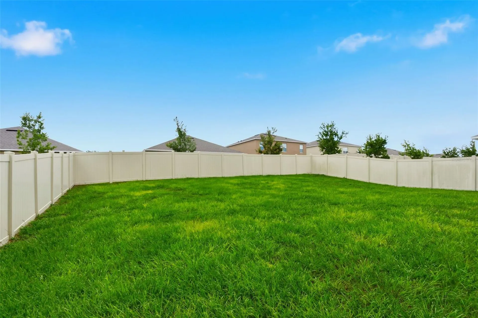 33428 Country House Drive Sorrento FL 32776