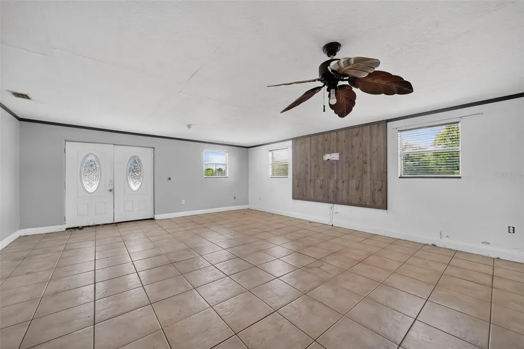 434 Diamond Acres Road Davenport FL 33837