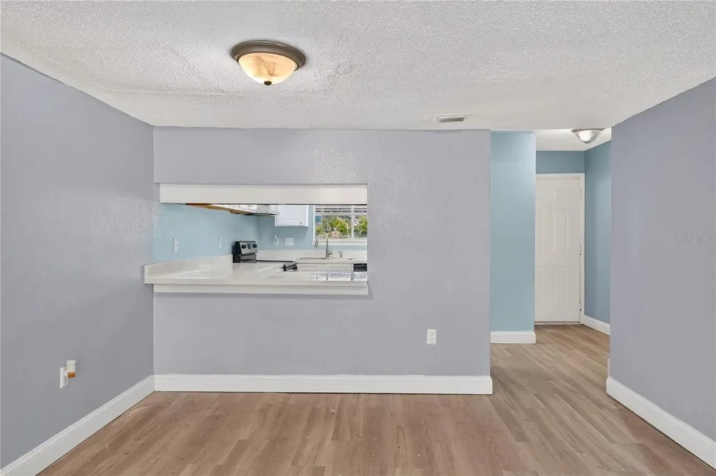 4223 S. Semoran Boulevard Orlando FL 32822