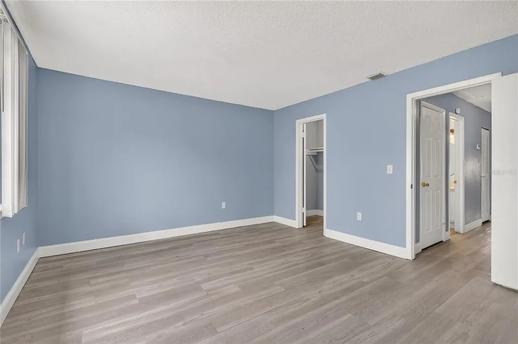4223 S. Semoran Boulevard Orlando FL 32822