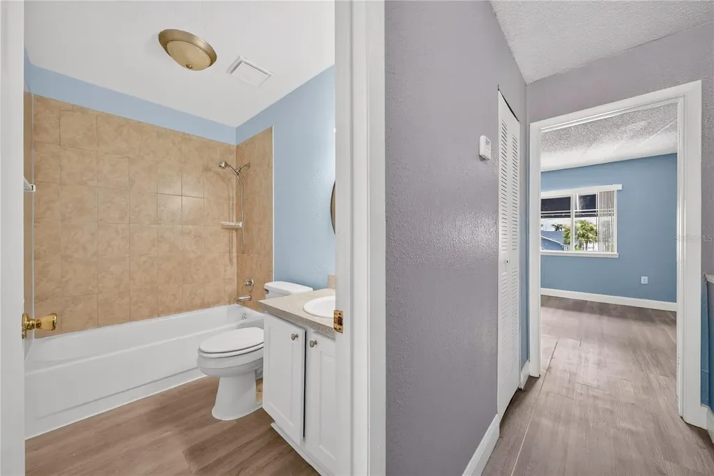 4223 S. Semoran Boulevard Orlando FL 32822