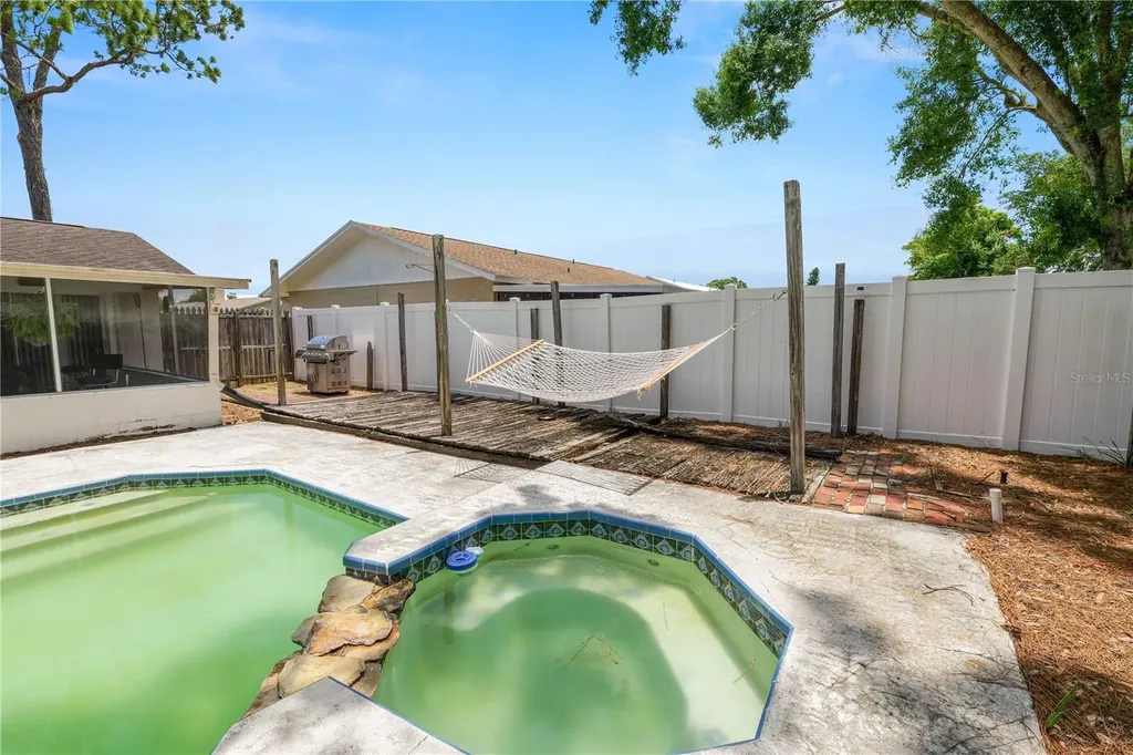 5028 Headland Hills Avenue Tampa FL 33625