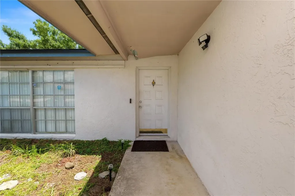 5028 Headland Hills Avenue Tampa FL 33625