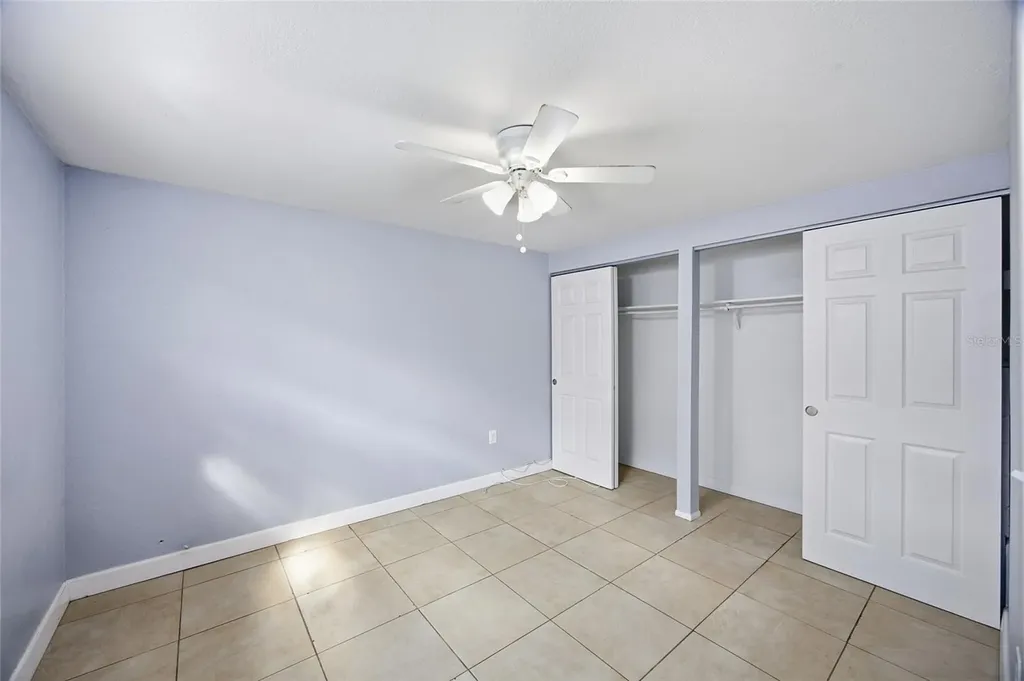 1302 Morris Park Tampa FL 33612