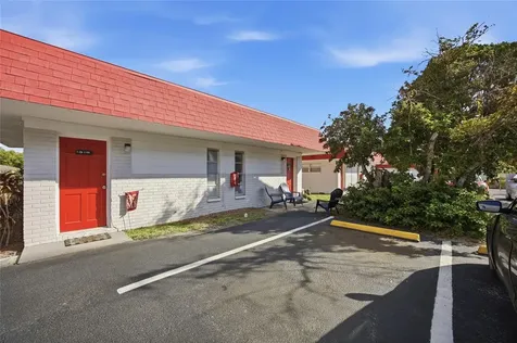 1302 Morris Park Tampa FL 33612