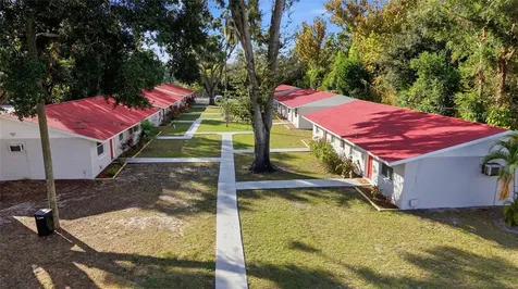 1302 Morris Park Tampa FL 33612