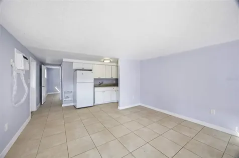 1302 Morris Park Tampa FL 33612