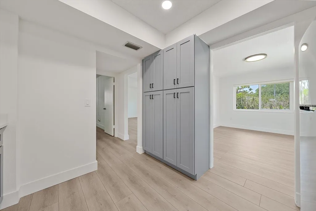3818 Roxane Boulevard Sarasota FL 34235