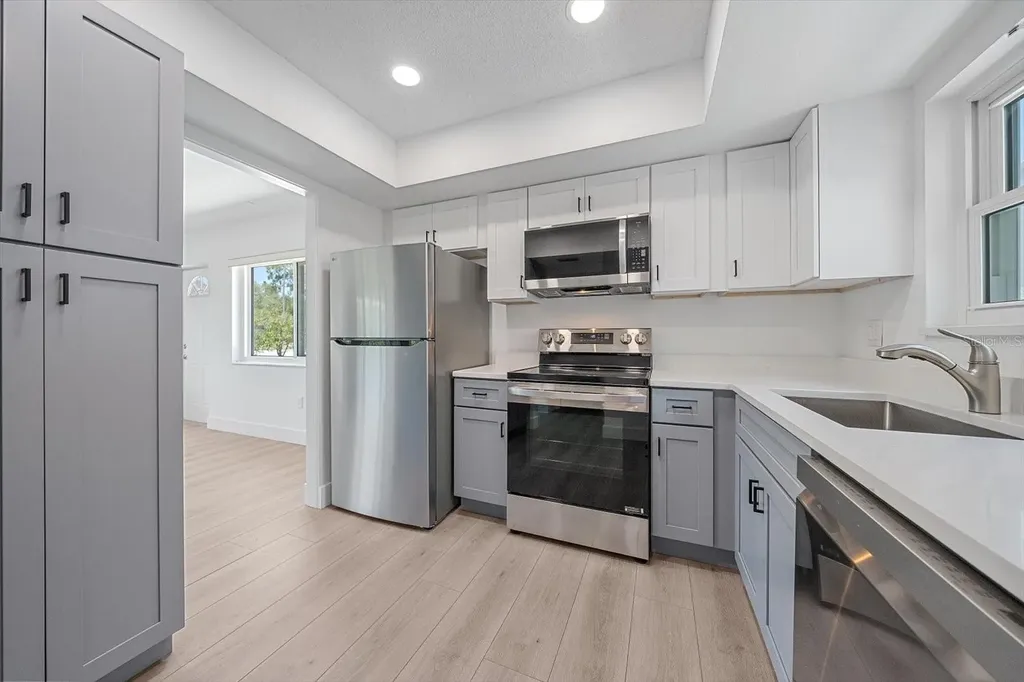 3818 Roxane Boulevard Sarasota FL 34235