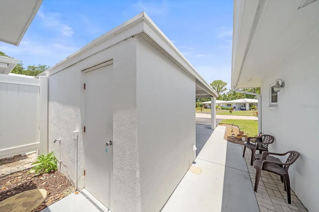 3818 Roxane Boulevard Sarasota FL 34235