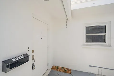 3818 Roxane Boulevard Sarasota FL 34235