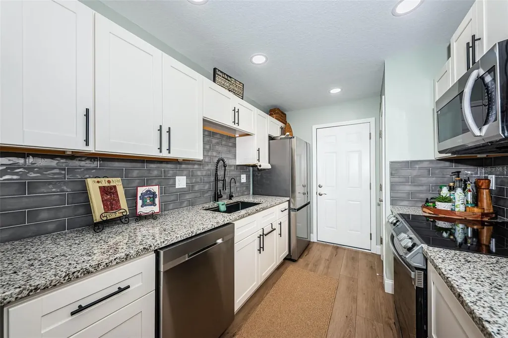 2735 Sherbrooke Lane Palm Harbor FL 34684