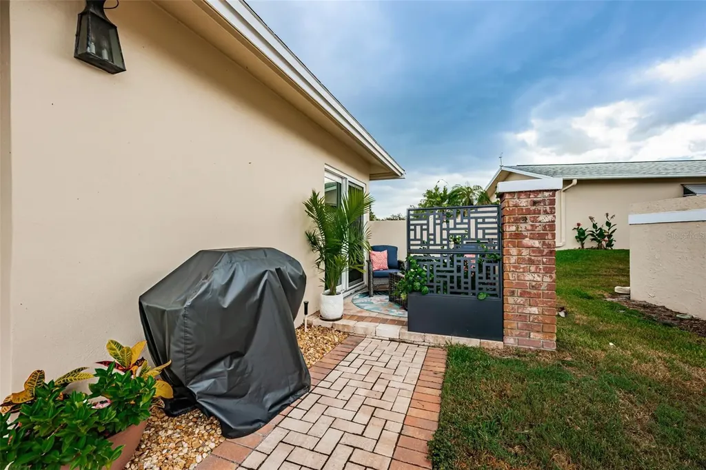 2735 Sherbrooke Lane Palm Harbor FL 34684