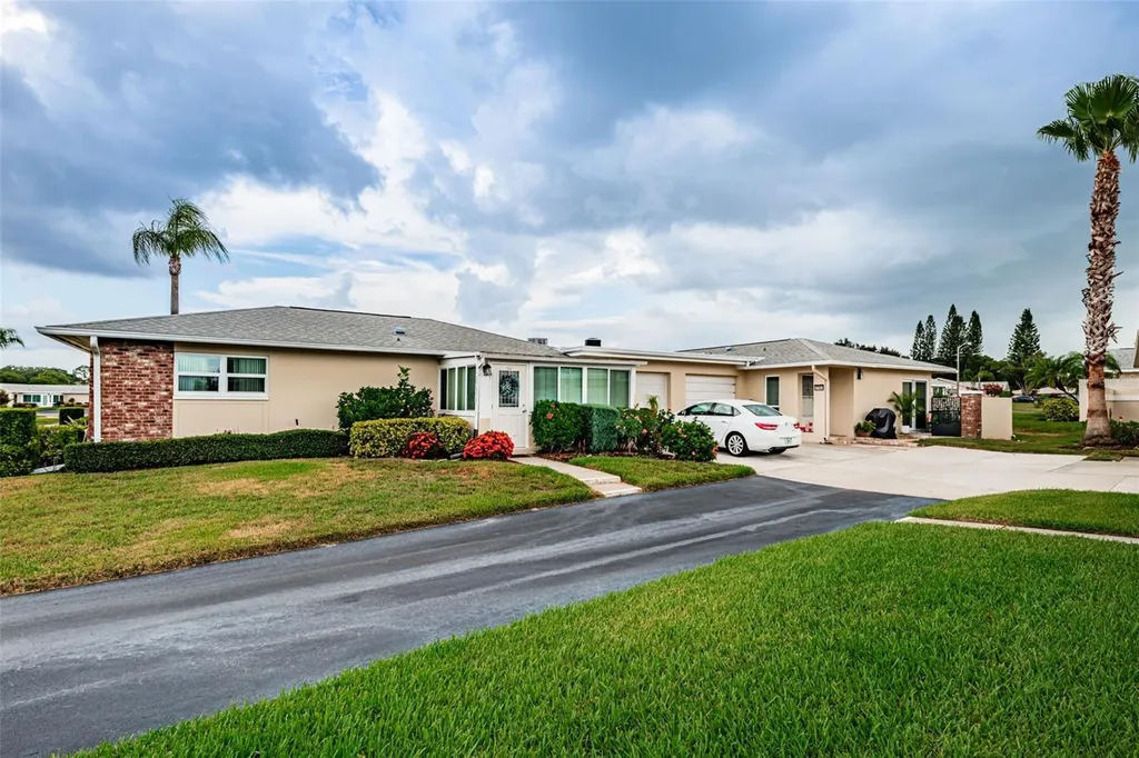2735 Sherbrooke Lane Palm Harbor FL 34684