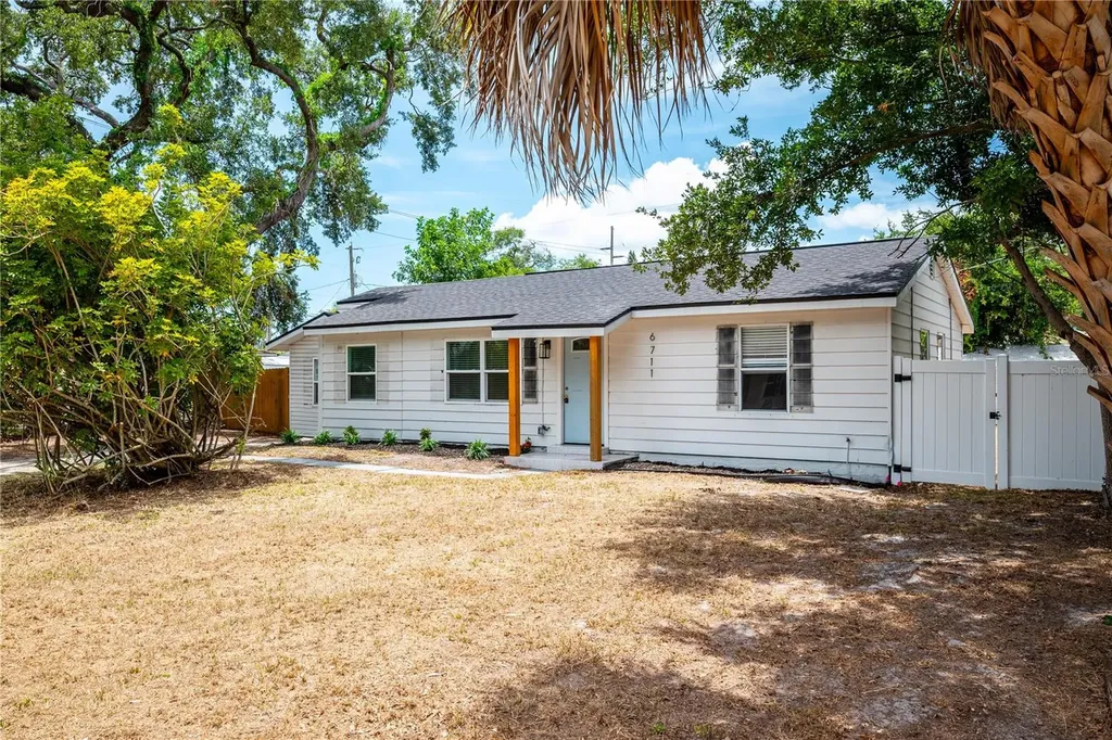 6711 S Gabrielle Street Tampa FL 33611