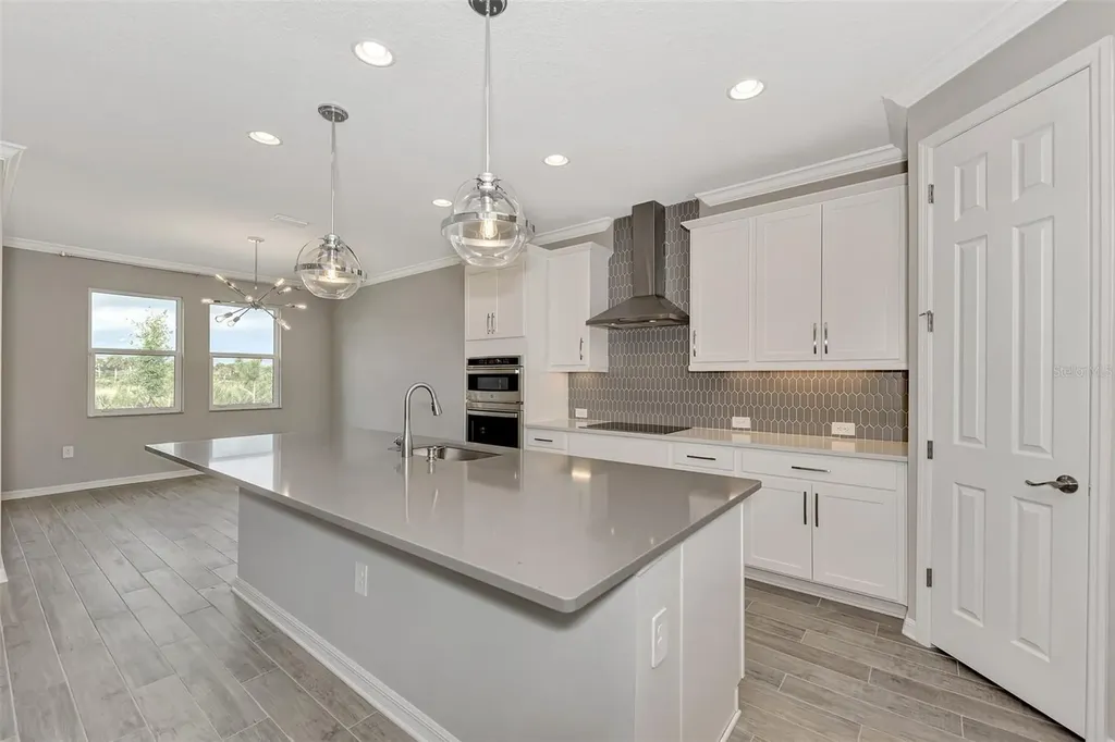 5825 Millennium Silver Court Sarasota FL 34238