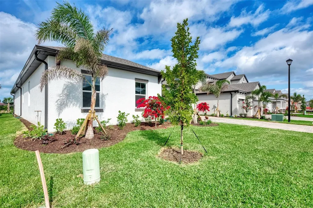 5825 Millennium Silver Court Sarasota FL 34238
