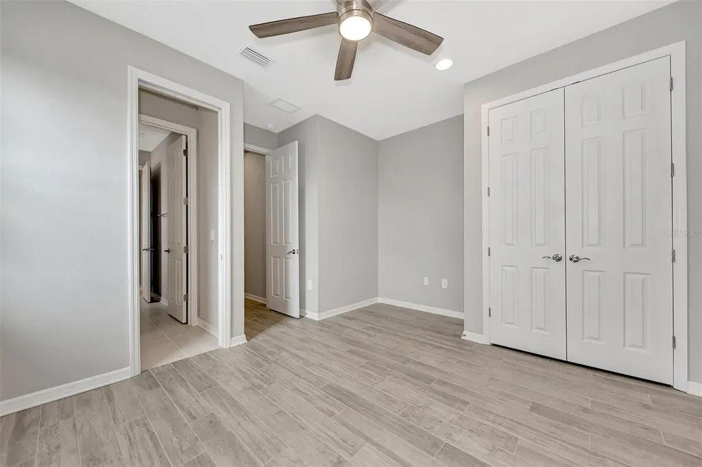 5825 Millennium Silver Court Sarasota FL 34238