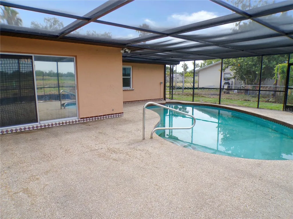 1622 17th Street E Bradenton FL 34208
