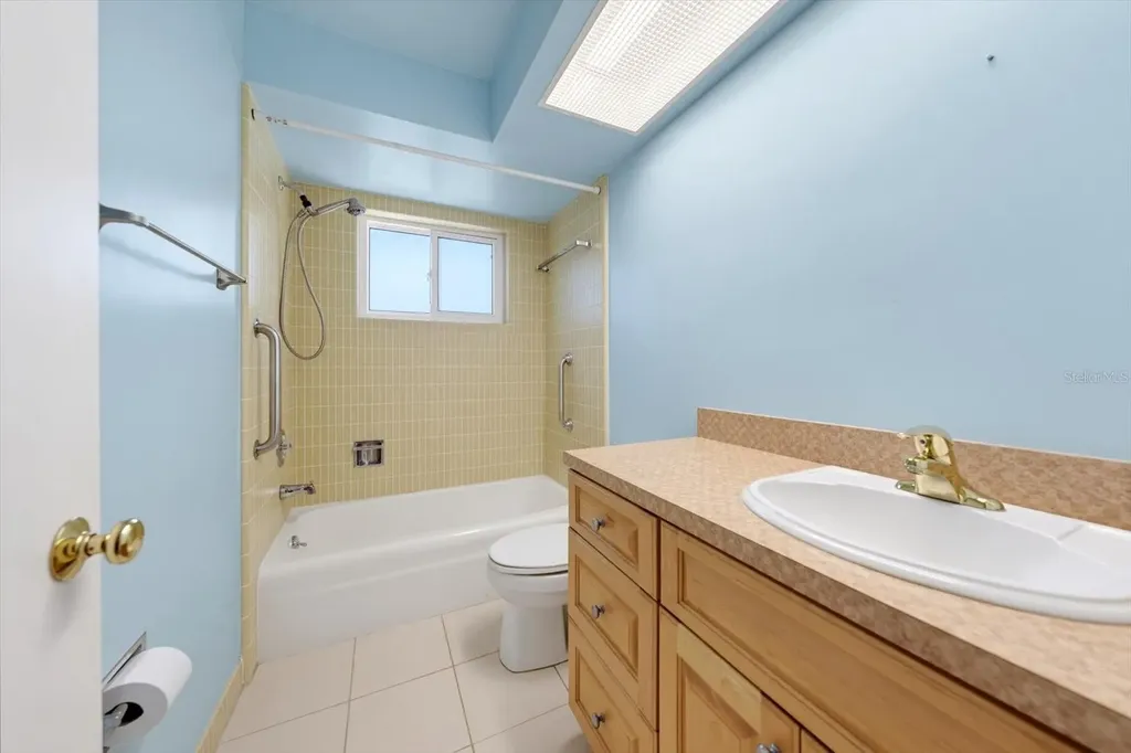 1218 St Andrews Drive Dunedin FL 34698