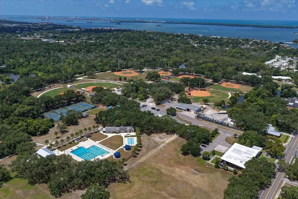 1218 St Andrews Drive Dunedin FL 34698